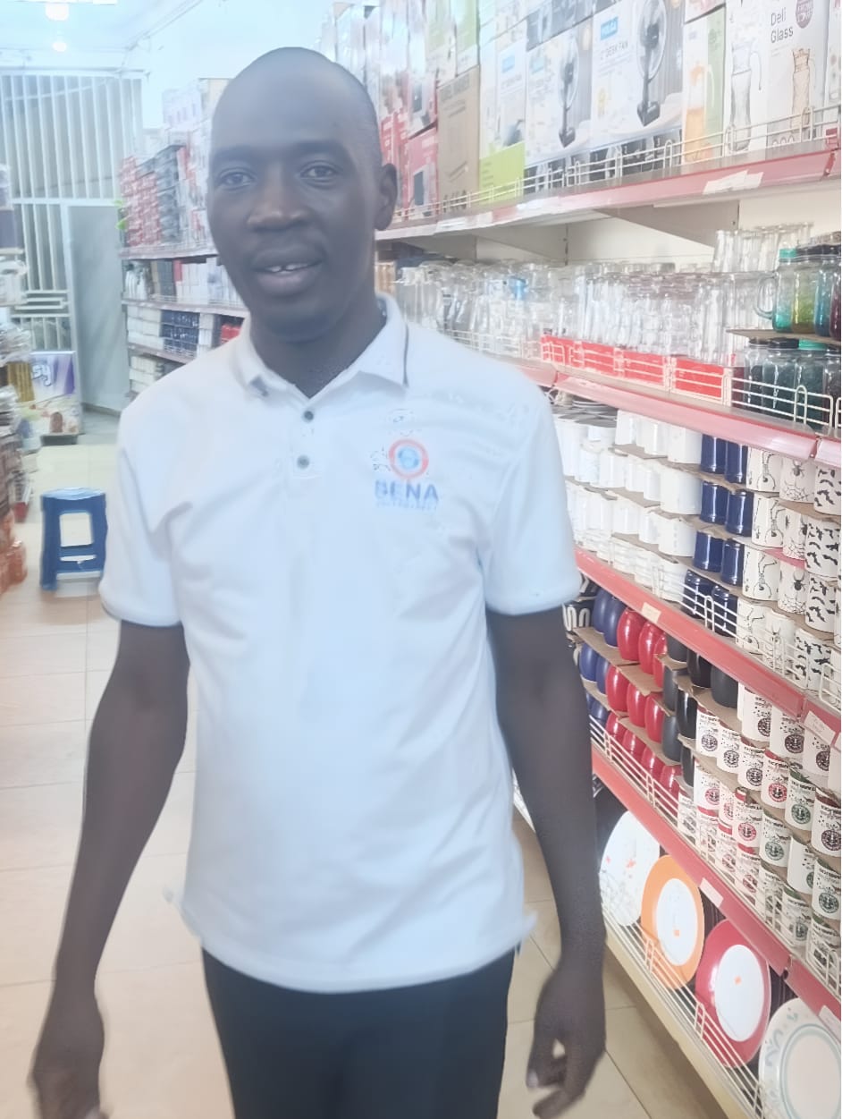 A member of the Omalo Graphics Centre team